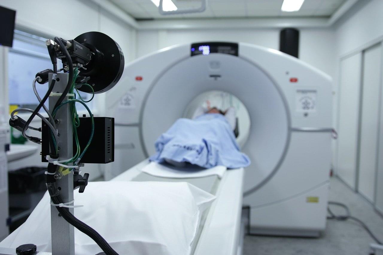 Urządzenie do rezonansu magnetycznego w szpitalu
